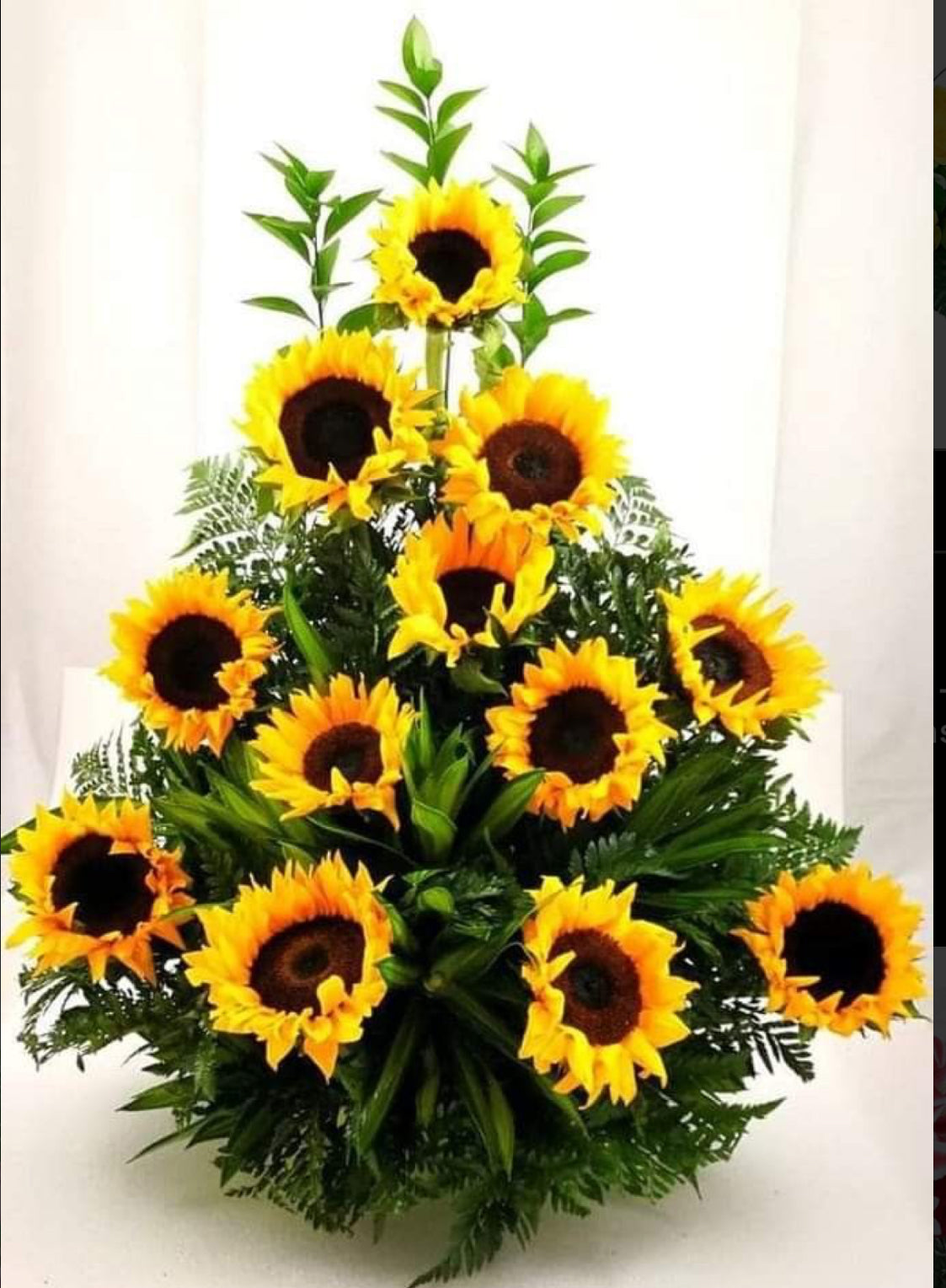Arreglo Clásico de Girasoles Naturales